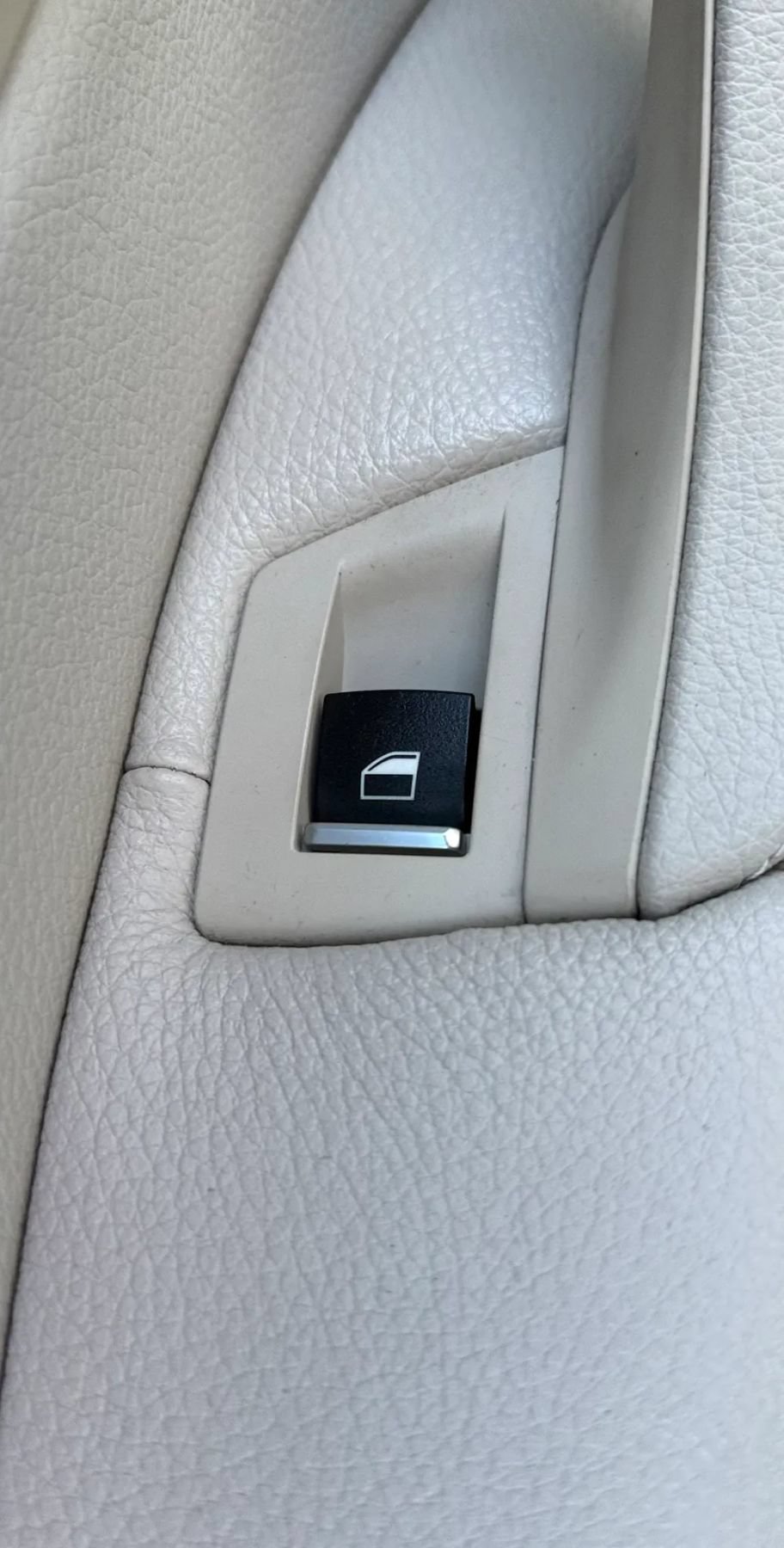 Used 2013 BMW 528i Sedan RWD image 31
