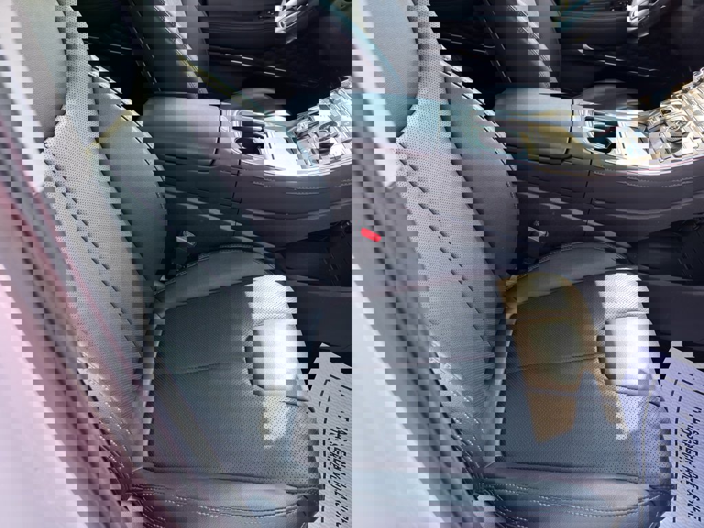 Used 2023 Hyundai Santa Fe SEL Premium image 18