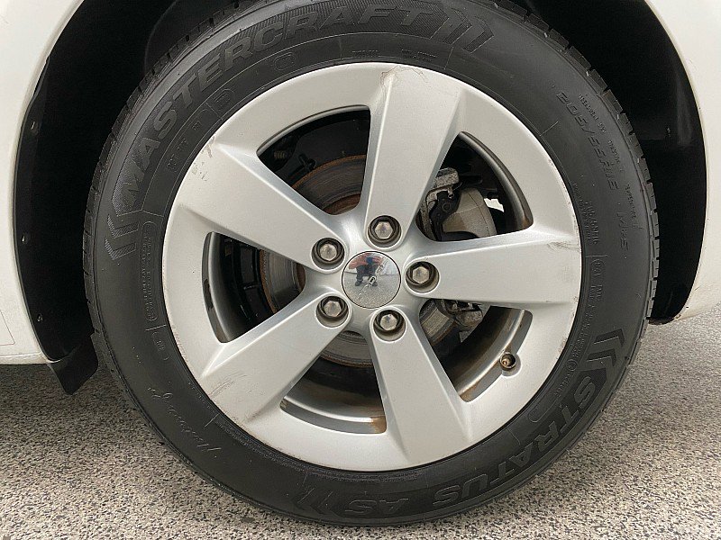 Used 2016 Dodge Dart SXT image 23