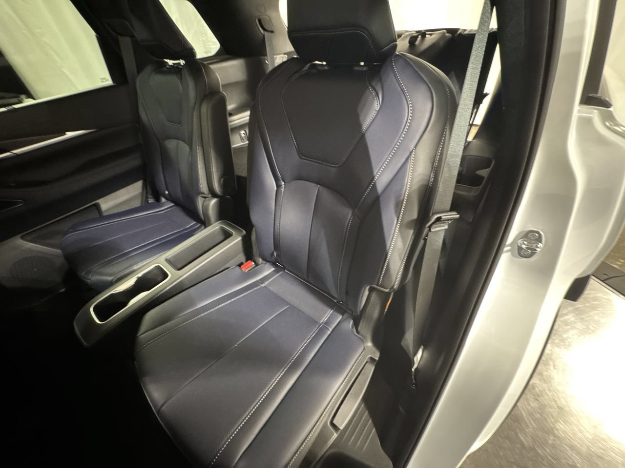 Certified 2026 INFINITI QX60 Sport w/ Dark Cargo Package AWD/4WD image 5