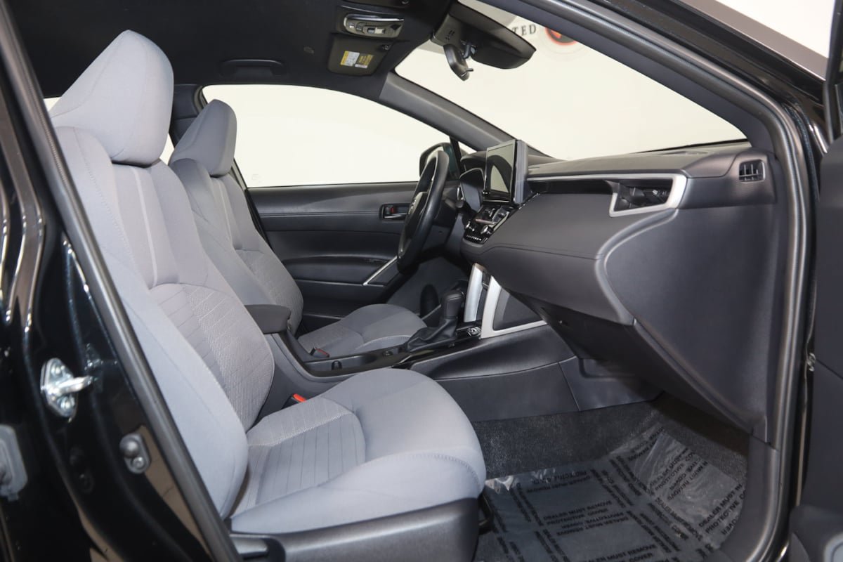 Used 2025 Toyota Corolla Cross AWD Hybrid image 11