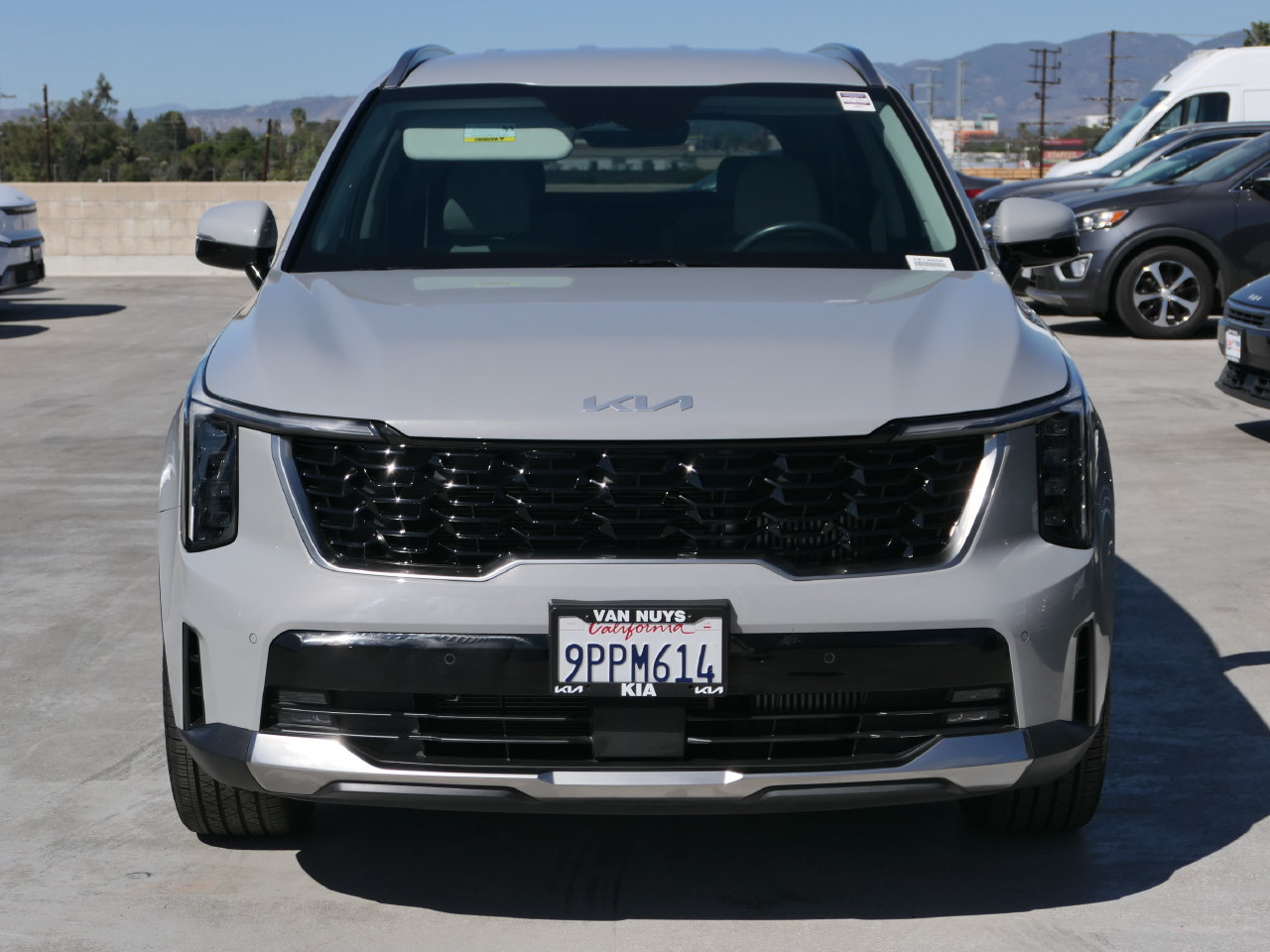 Certified 2025 Kia Sorento EX FWD image 8