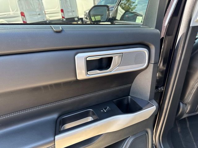 Used 2022 Ford Explorer Limited w/ Equipment Group 301A image 14