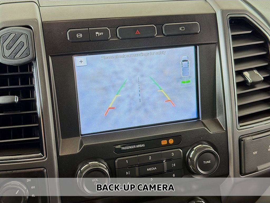 Used 2019 Ford F250 XLT w/ XLT Premium Package AWD/4WD image 3