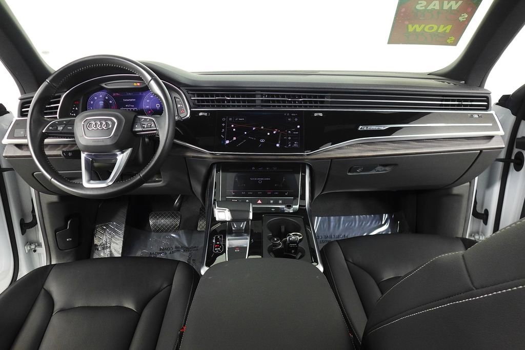 Used 2020 Audi Q8 Premium w/ Black Optic Package image 25