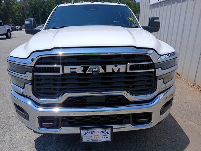 New 2026 RAM 3500 Tradesman AWD/4WD image 14