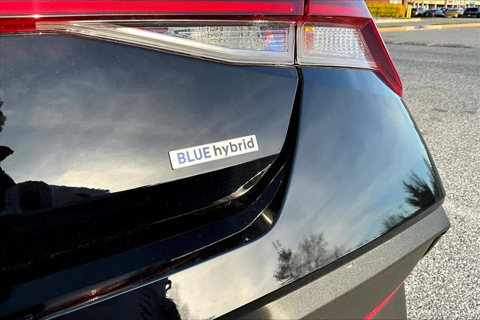 New 2026 Hyundai Elantra Hybrid FWD image 12