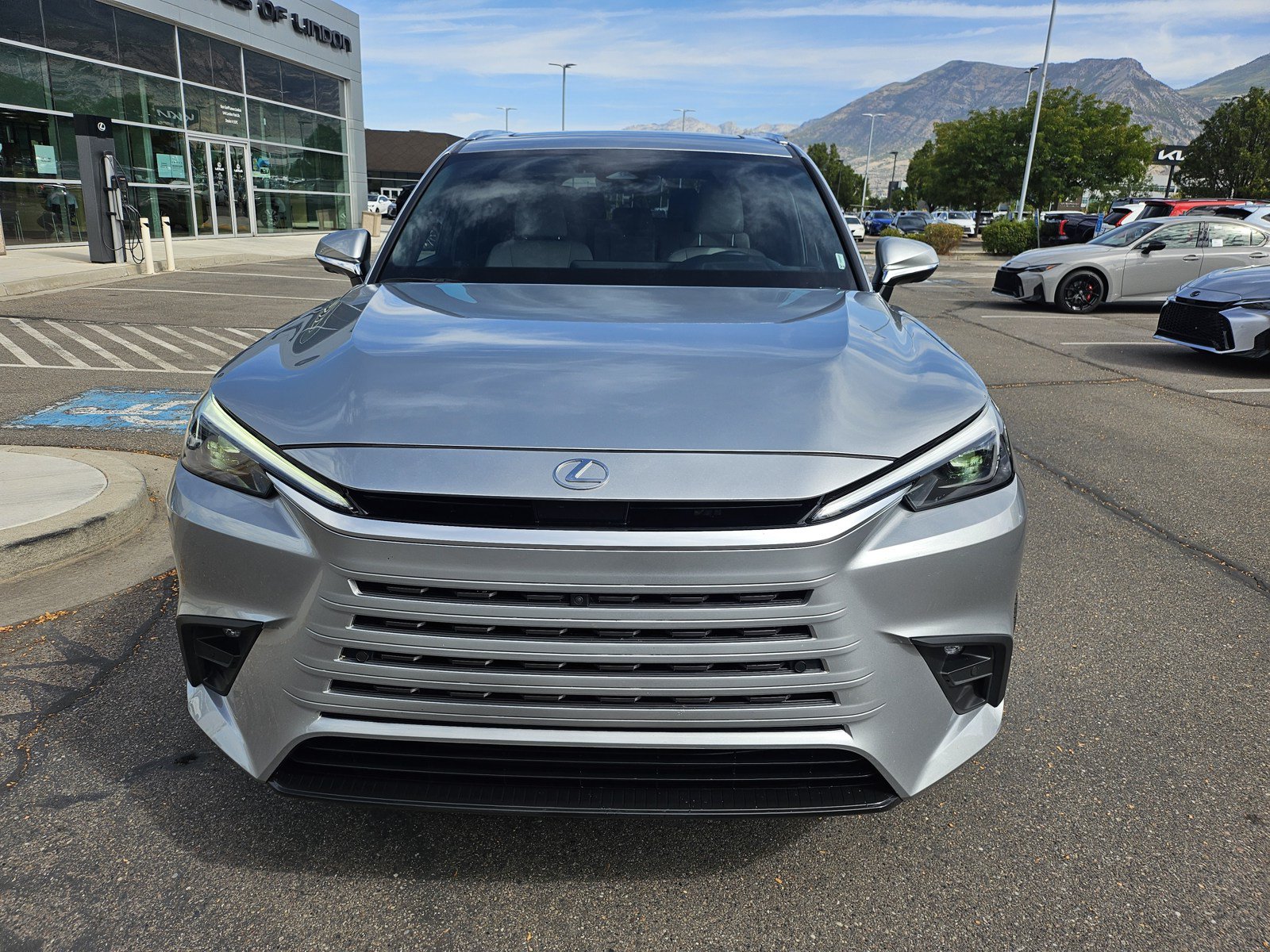 Used 2024 Lexus TX 350 AWD w/ Technology Package image 2