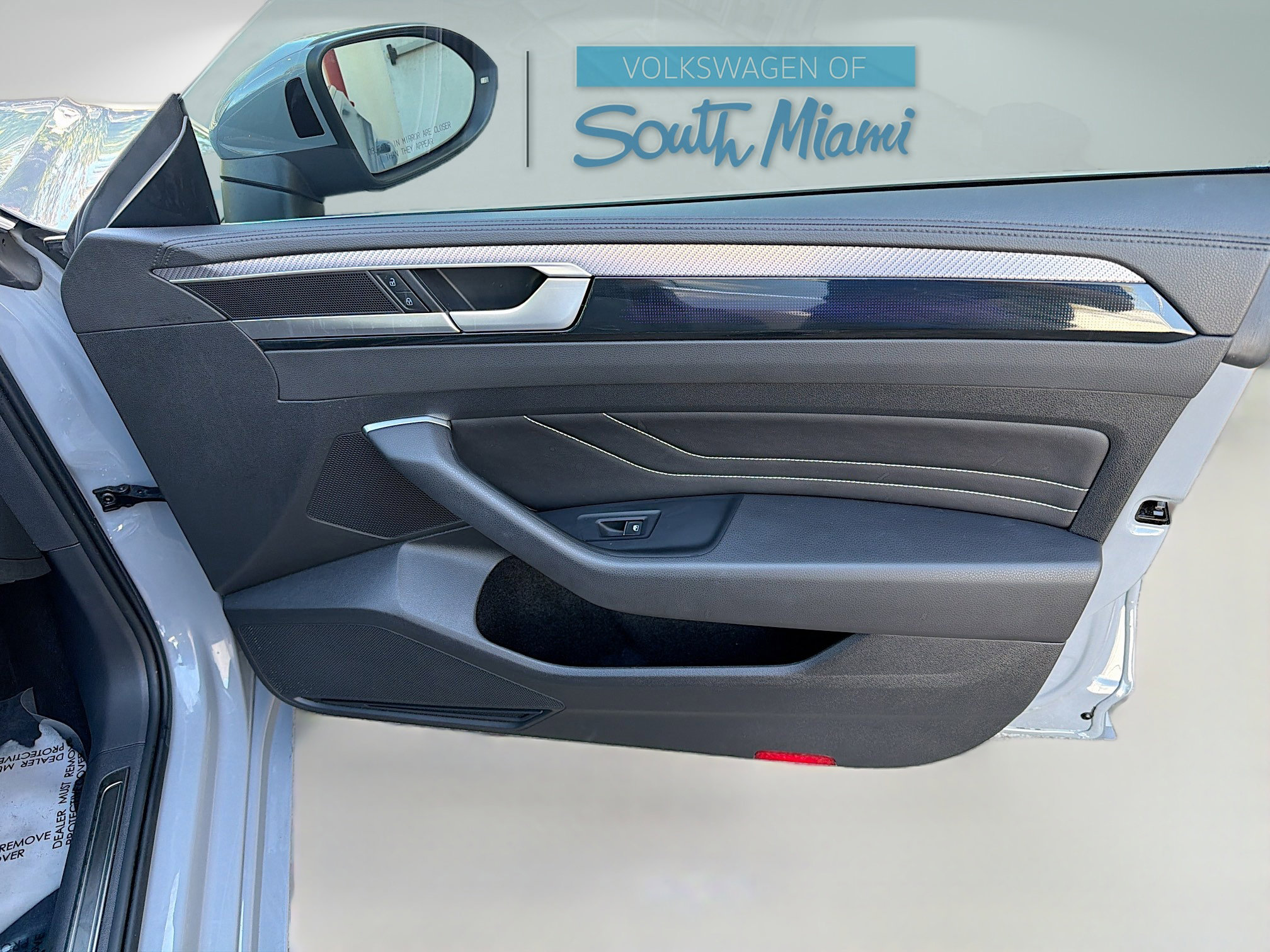 Used 2023 Volkswagen Arteon SEL image 32