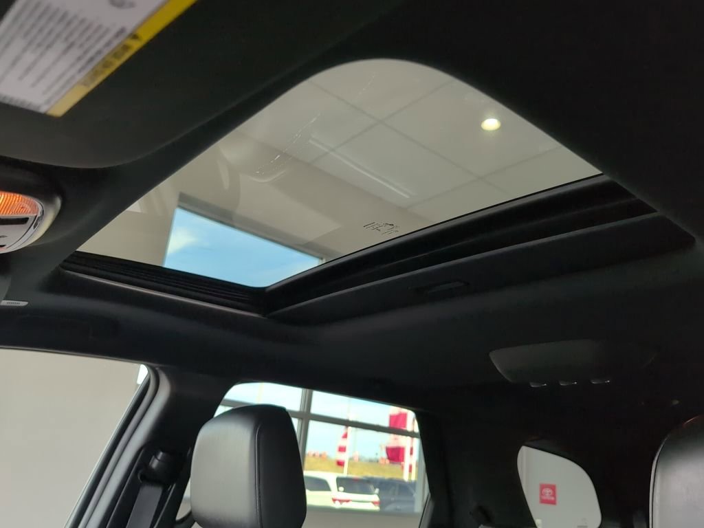 Used 2024 Dodge Durango GT image 19