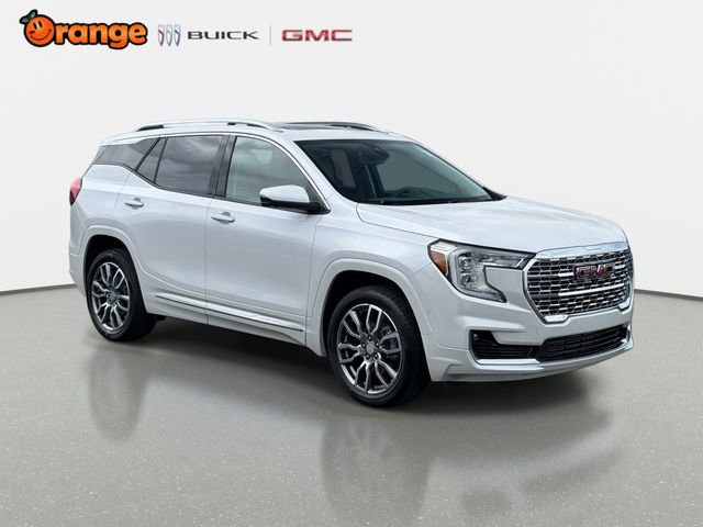 Used 2024 GMC Terrain Denali w/ Denali Premium Package