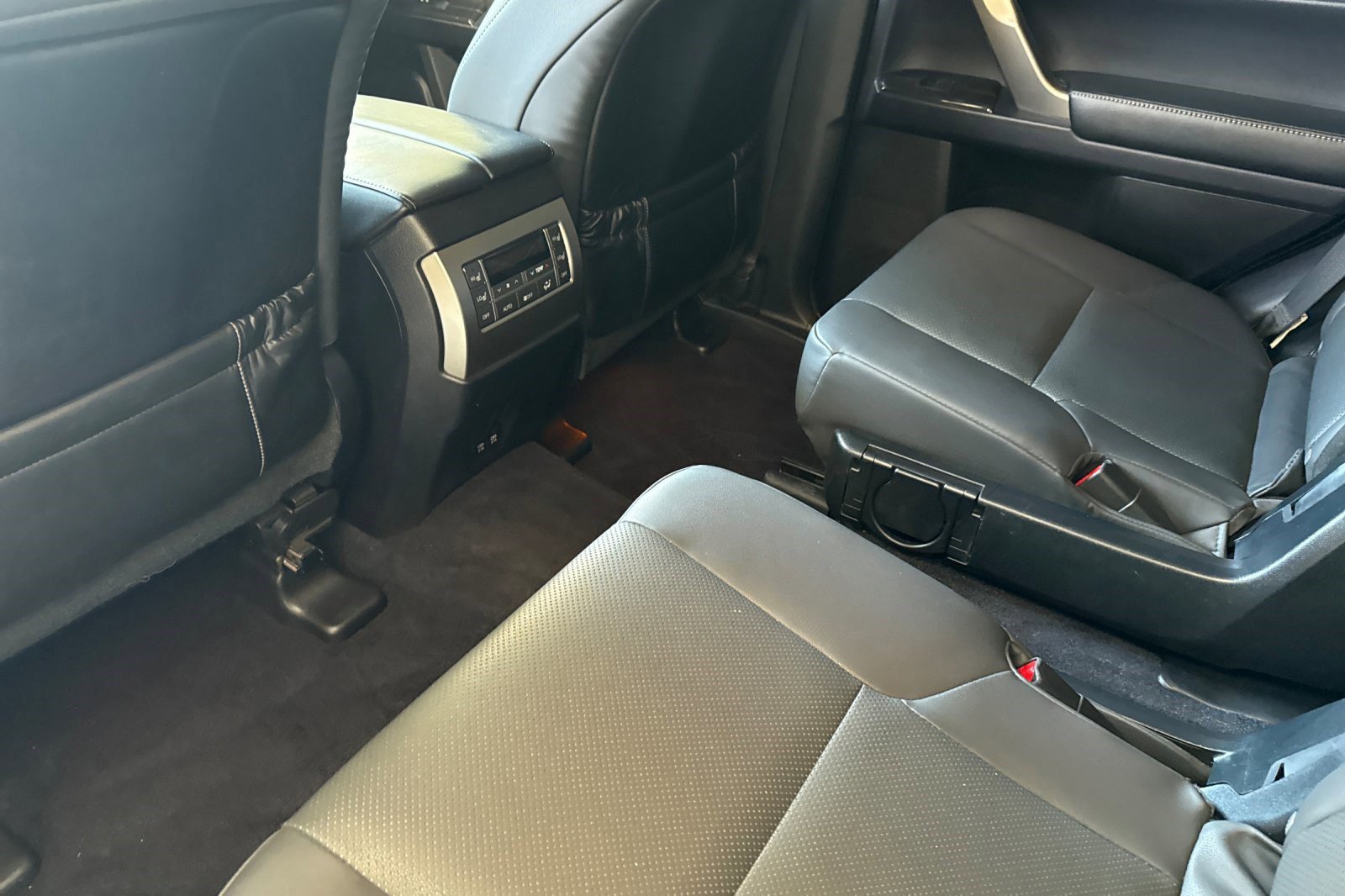 Used 2020 Lexus GX 460 Premium image 26