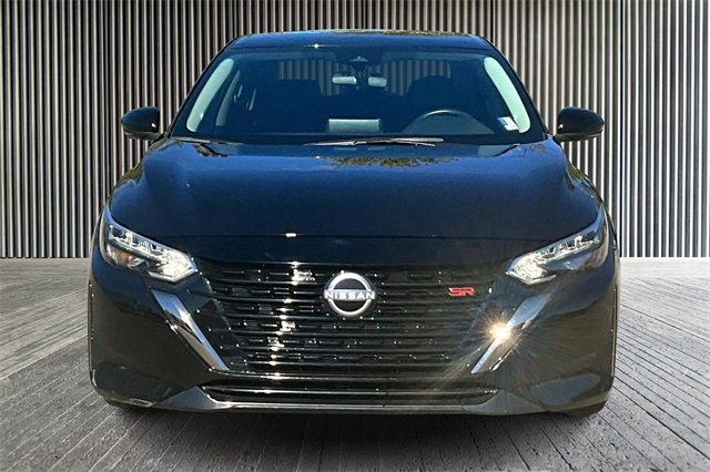 Used 2024 Nissan Sentra SR w/ SR Premium Package image 3