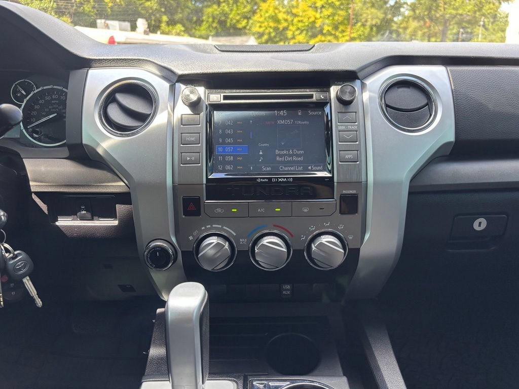 Used 2016 Toyota Tundra SR5 w/ SR5 Upgrade Package AWD/4WD image 35