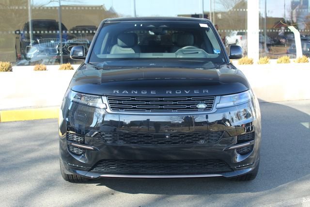 Used 2025 Land Rover Range Rover Sport Dynamic SE image 8