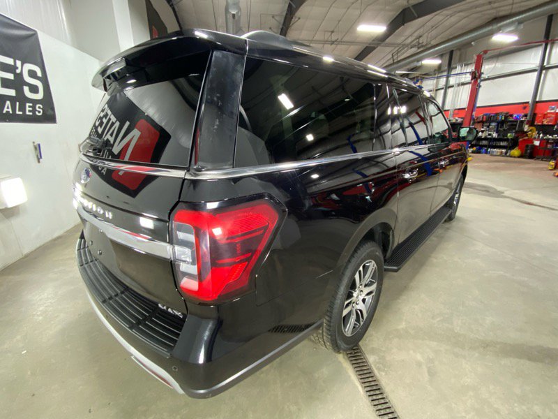 Used 2024 Ford Expedition Max Limited image 4