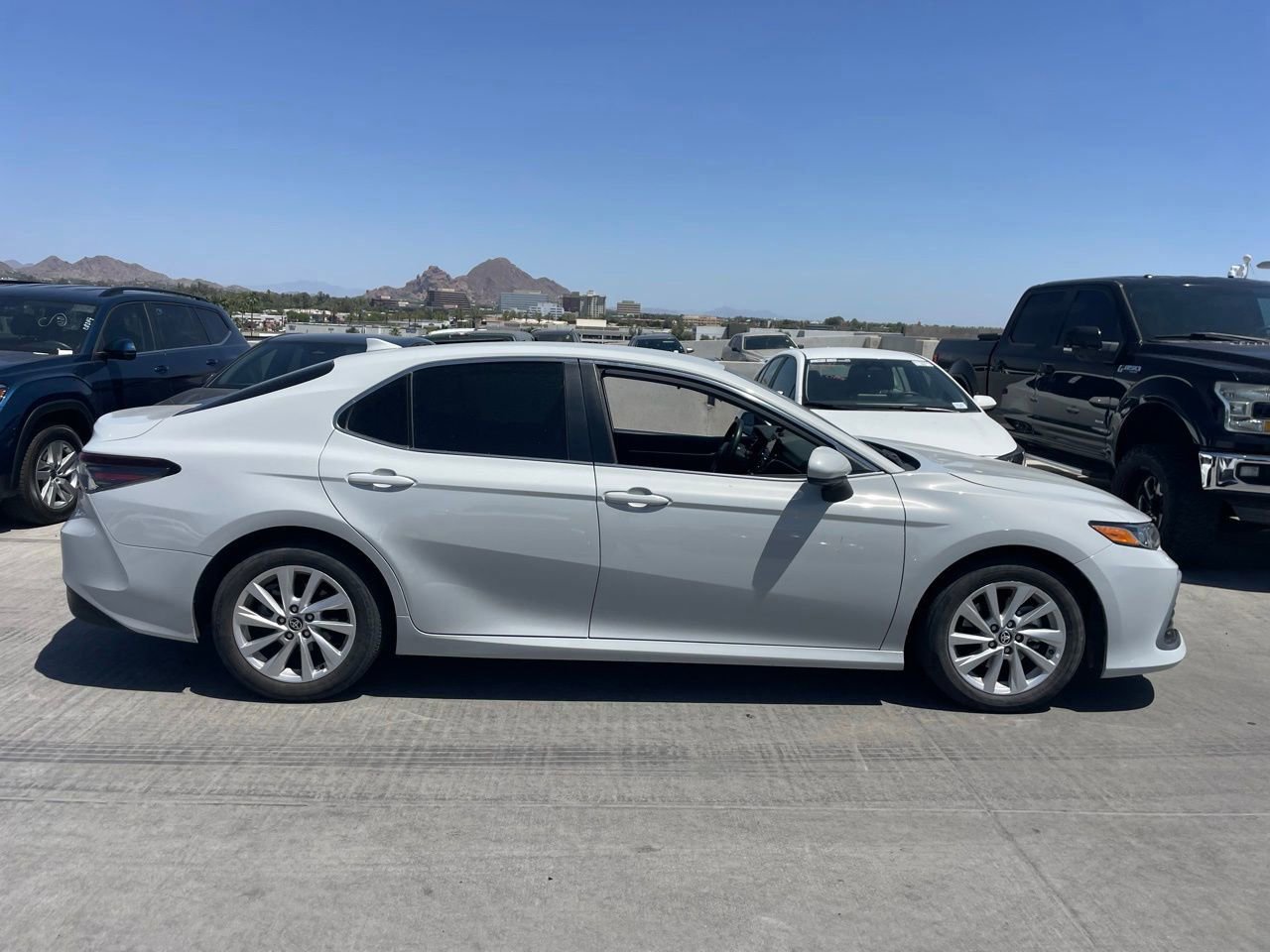 Used 2023 Toyota Camry LE w/ Protection Package (Q2) (TMS) FWD image 3