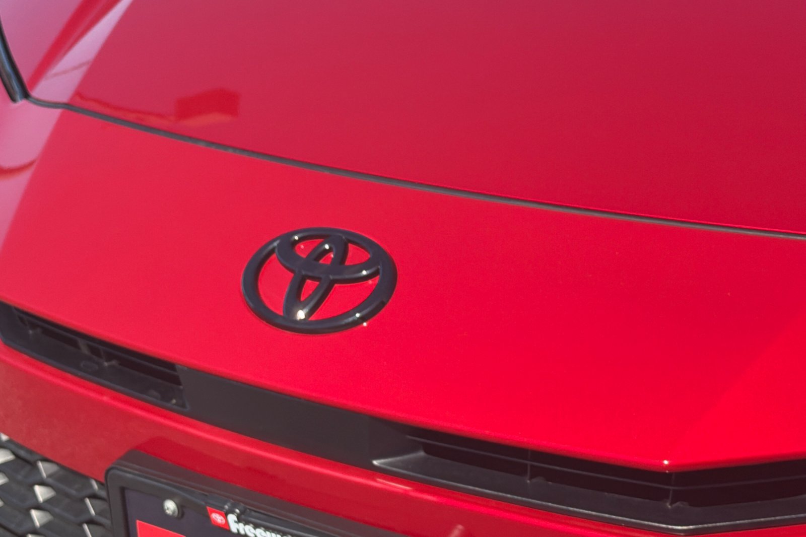 Used 2026 Toyota Camry SE FWD image 40