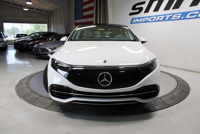 Used 2024 Mercedes-Benz EQS 450+ Sedan image 3