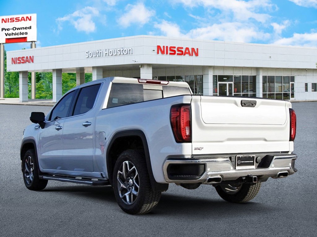 Used 2024 GMC Sierra 1500 SLT image 3