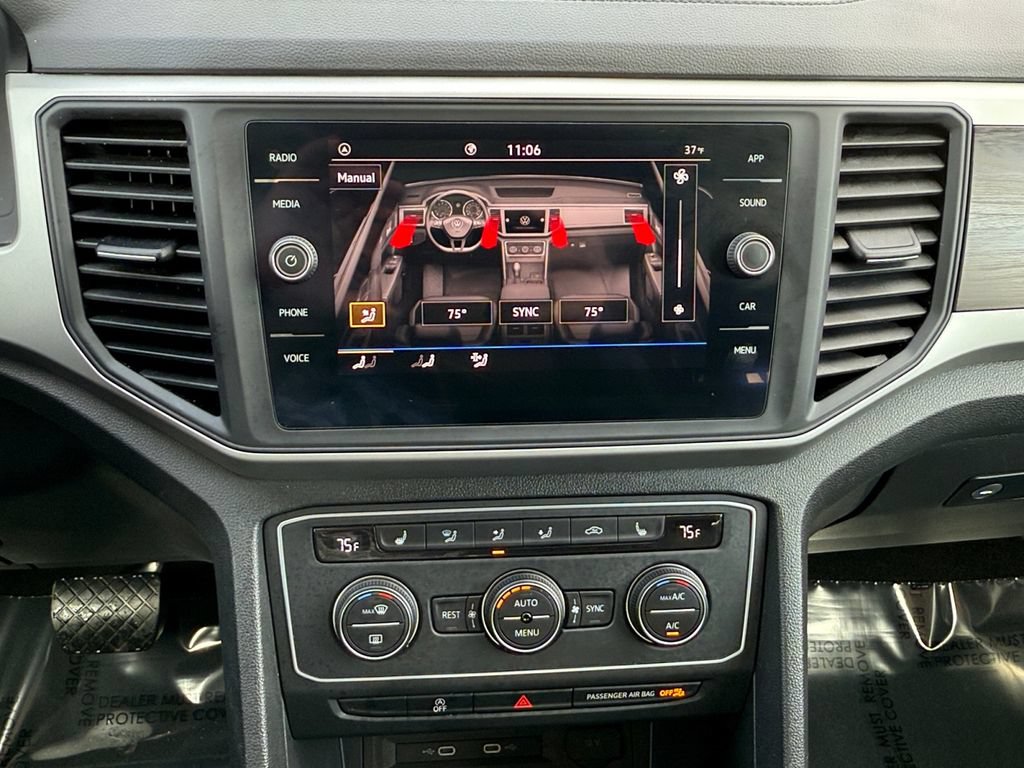 Used 2021 Volkswagen Atlas SE w/ Panoramic Sunroof Package FWD image 16