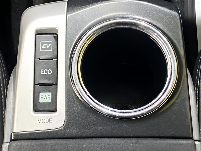 Used 2012 Toyota Prius V Five FWD image 22