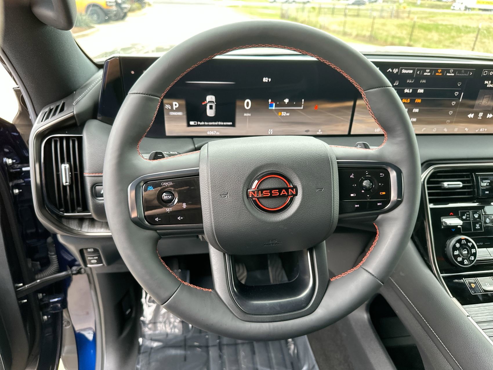 Used 2025 Nissan Armada PRO-4X image 14