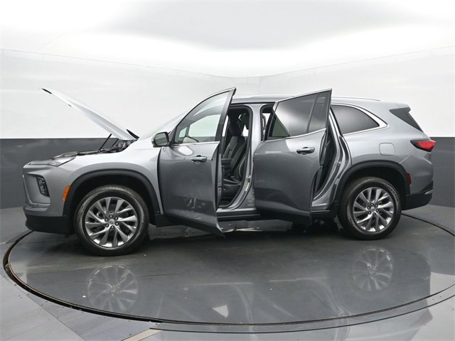 New 2026 Buick Enclave Preferred w/ LPO, Floor Liner Package image 57