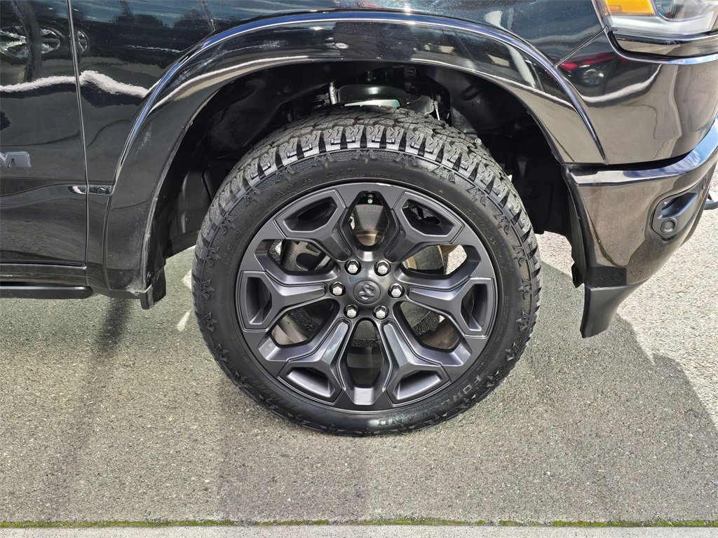 Used 2020 RAM 1500 Limited w/ Black Appearance Package image 9