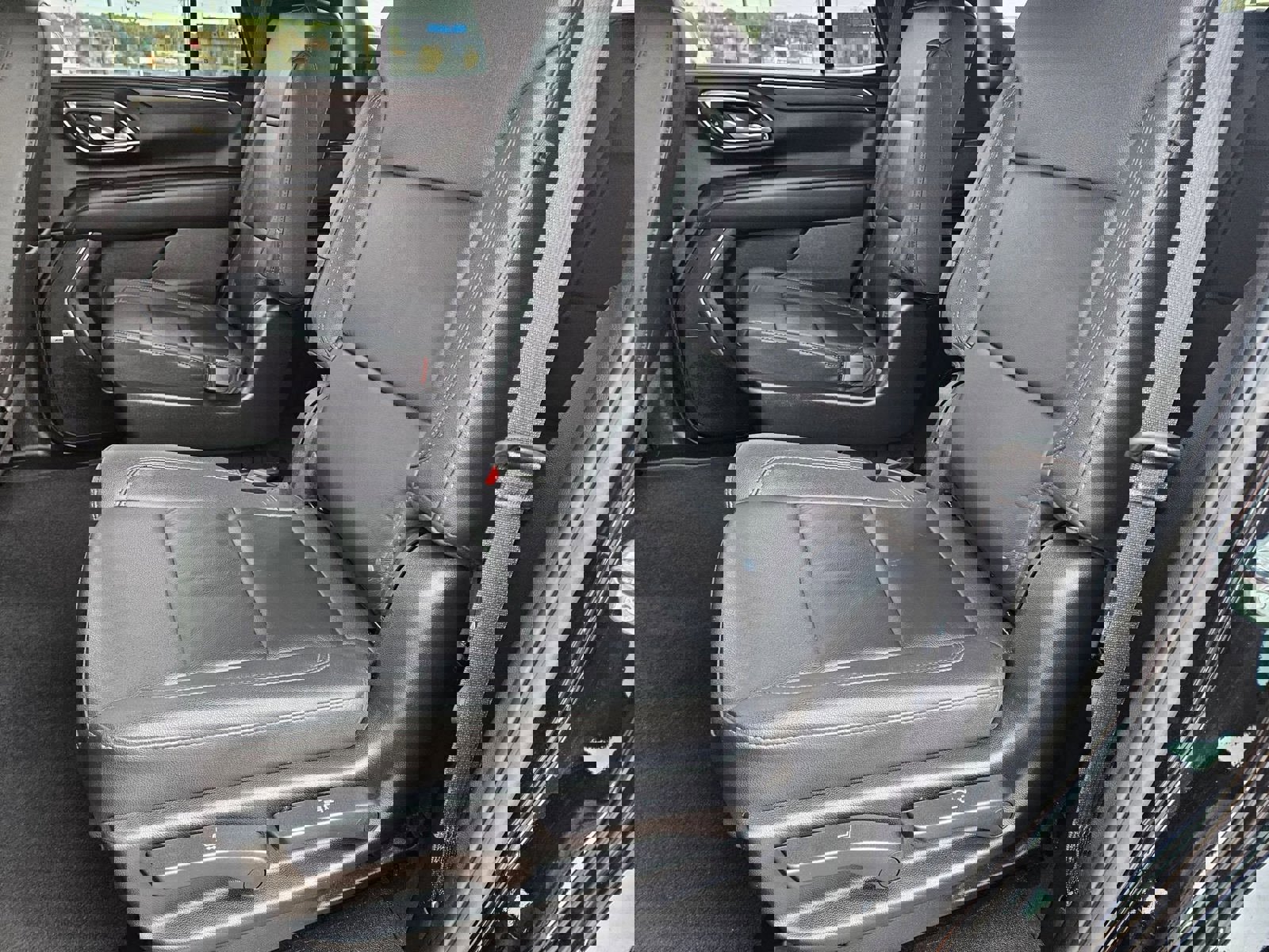 Used 2023 Chevrolet Tahoe LT image 59