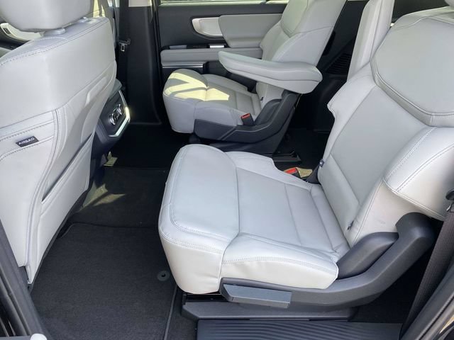 New 2026 Ford Expedition Max Active RWD image 14