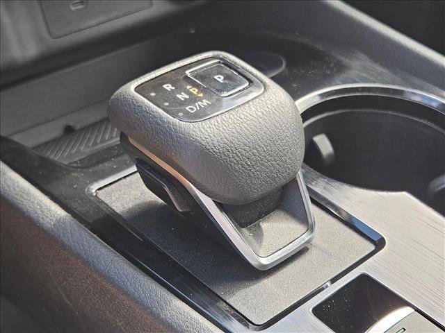 Used 2024 Nissan Rogue S image 10