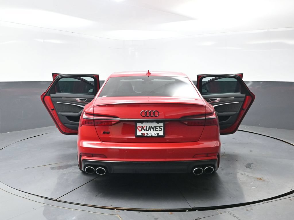 Used 2021 Audi S6 Premium Plus w/ S Sport Package AWD/4WD image 57