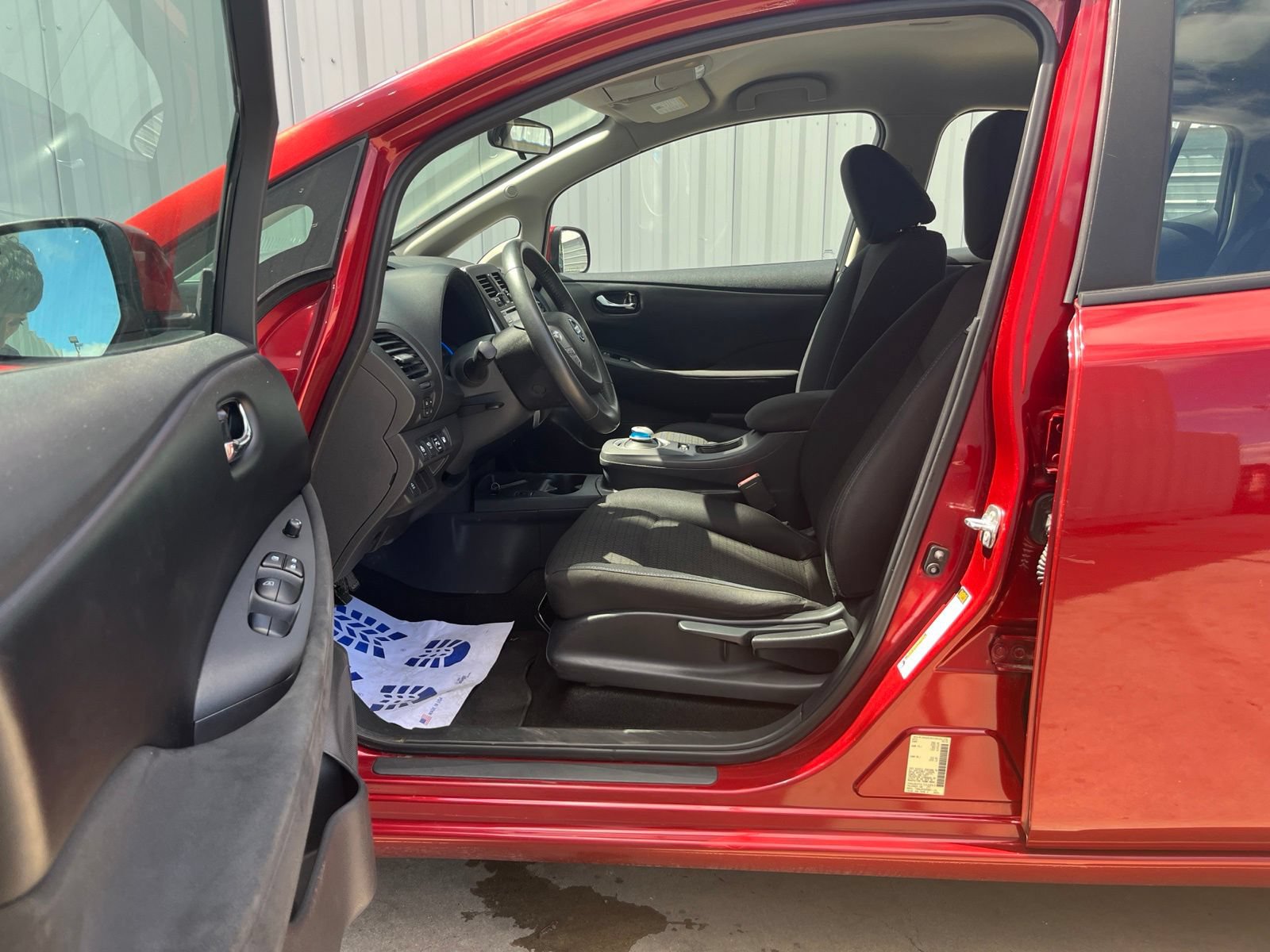 Used 2015 Nissan Leaf S w/ Charge Package FWD image 10