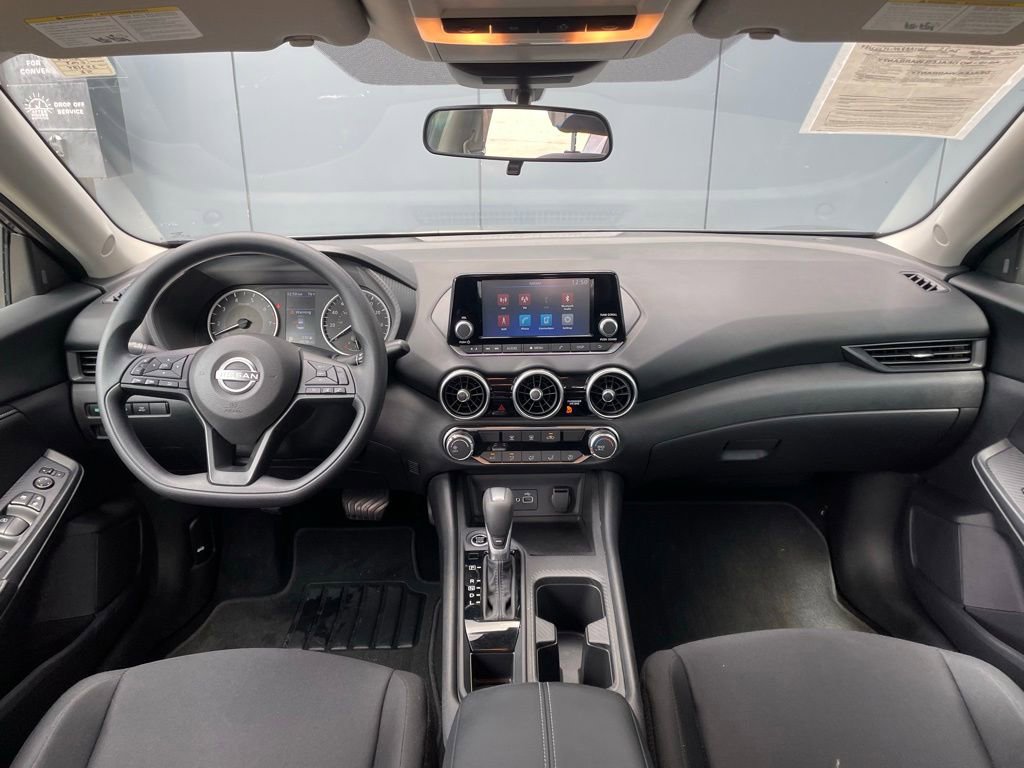 Certified 2025 Nissan Sentra S FWD image 11