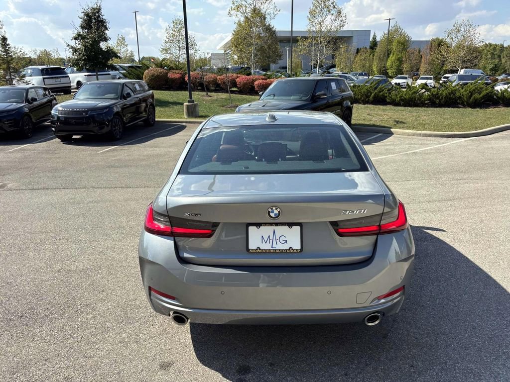 Certified 2025 BMW 330i xDrive Sedan image 6
