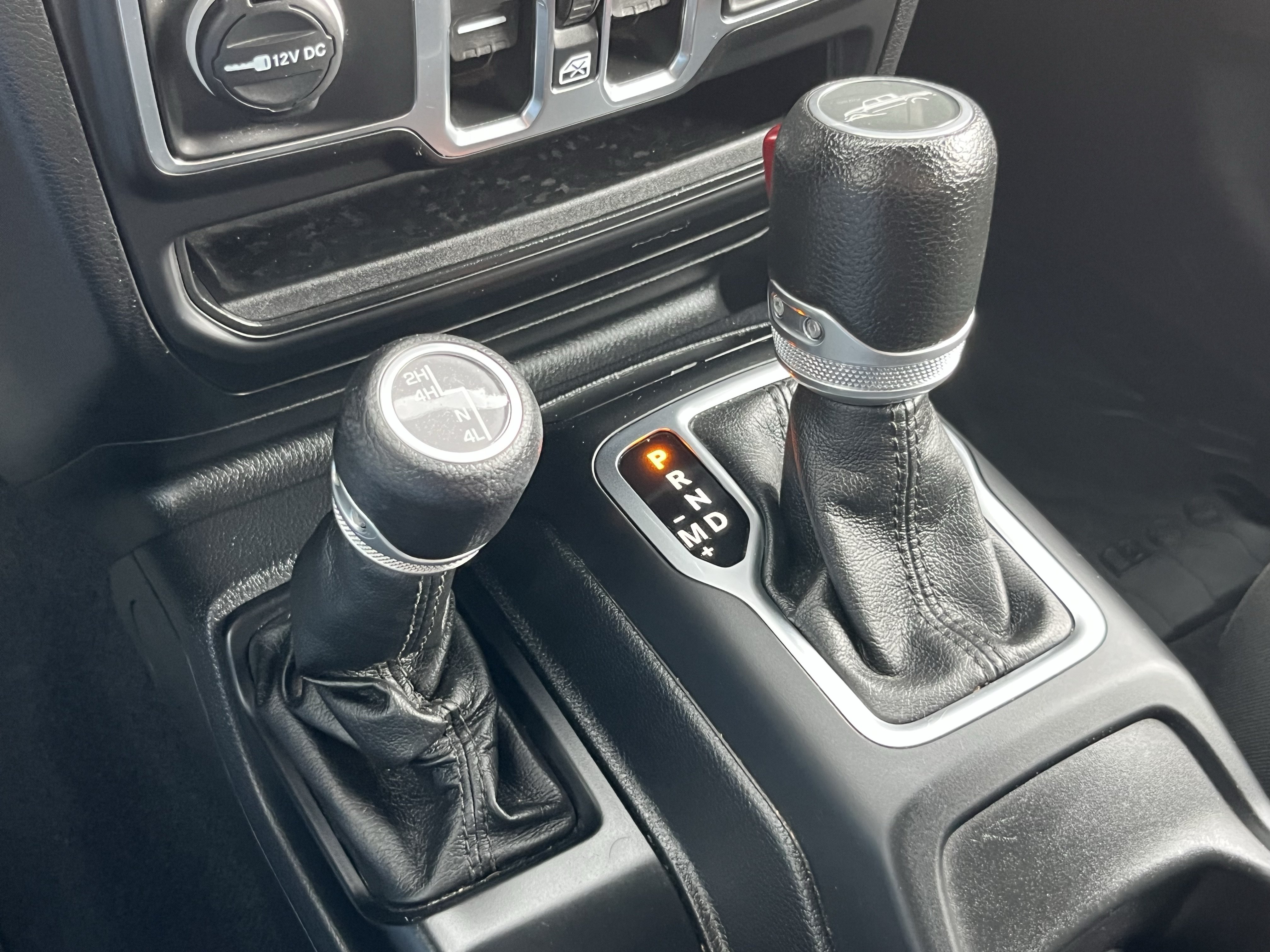 Used 2021 Jeep Gladiator Sport AWD/4WD image 26