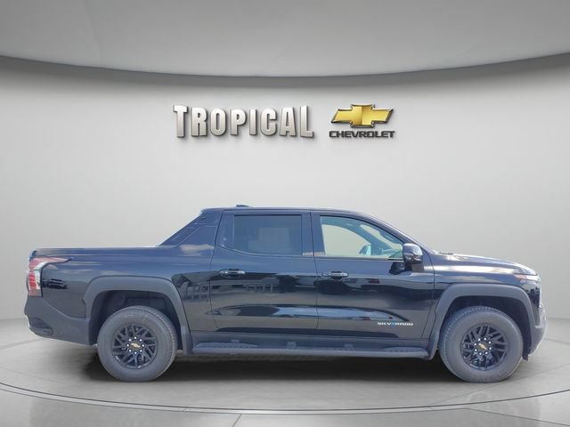 New 2026 Chevrolet Silverado EV LT w/ Plus Package AWD/4WD image 6