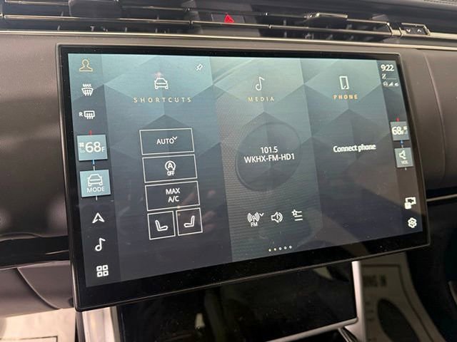 Certified 2025 Land Rover Range Rover SE image 31