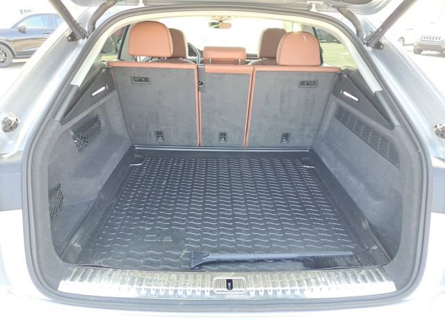 Used 2022 Audi Q8 Premium Plus image 27