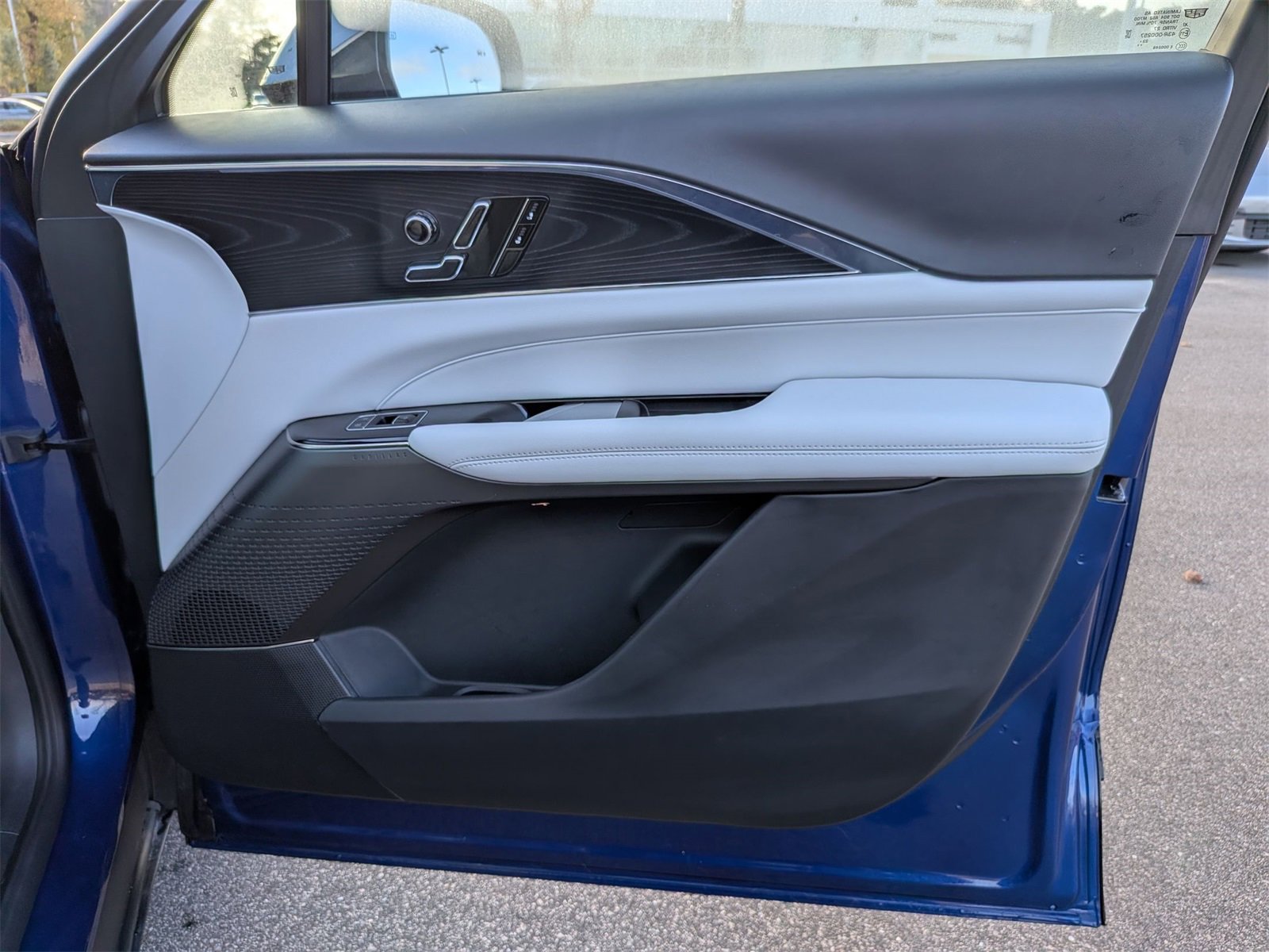 Used 2024 Cadillac Lyriq Luxury w/ LPO, Floor Liner Package image 35