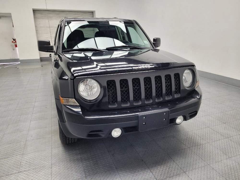 Used 2015 Jeep Patriot Sport FWD image 14