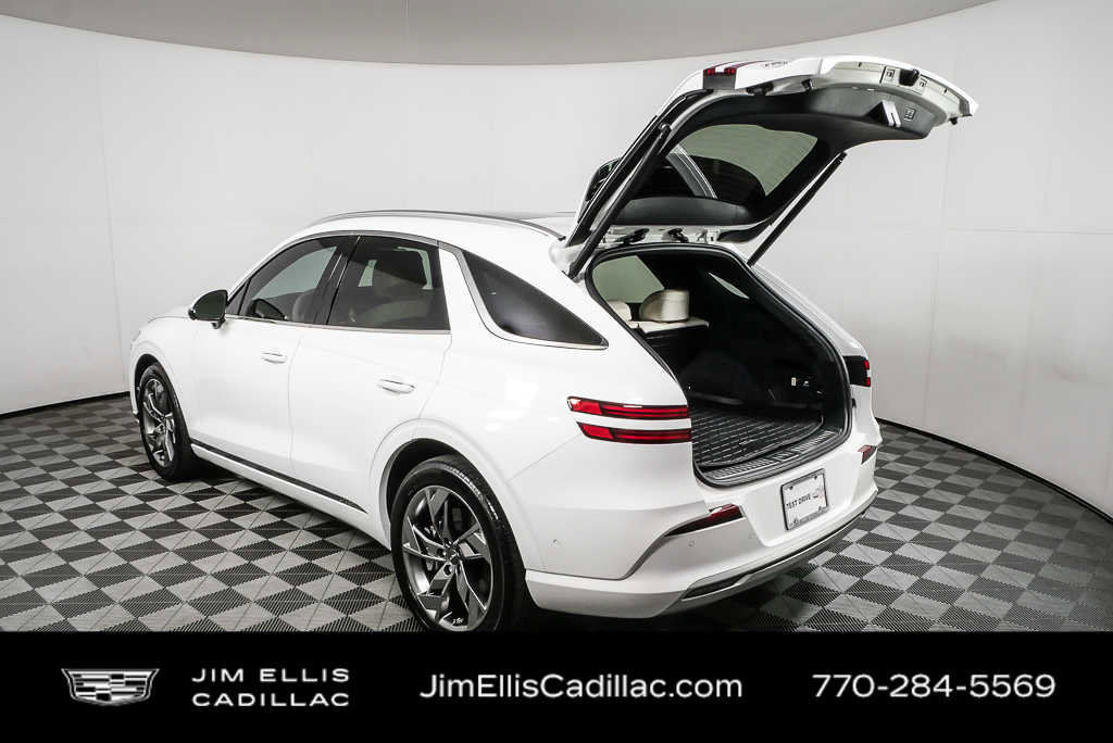 Used 2025 Genesis Electrified GV70 Advanced AWD/4WD image 34