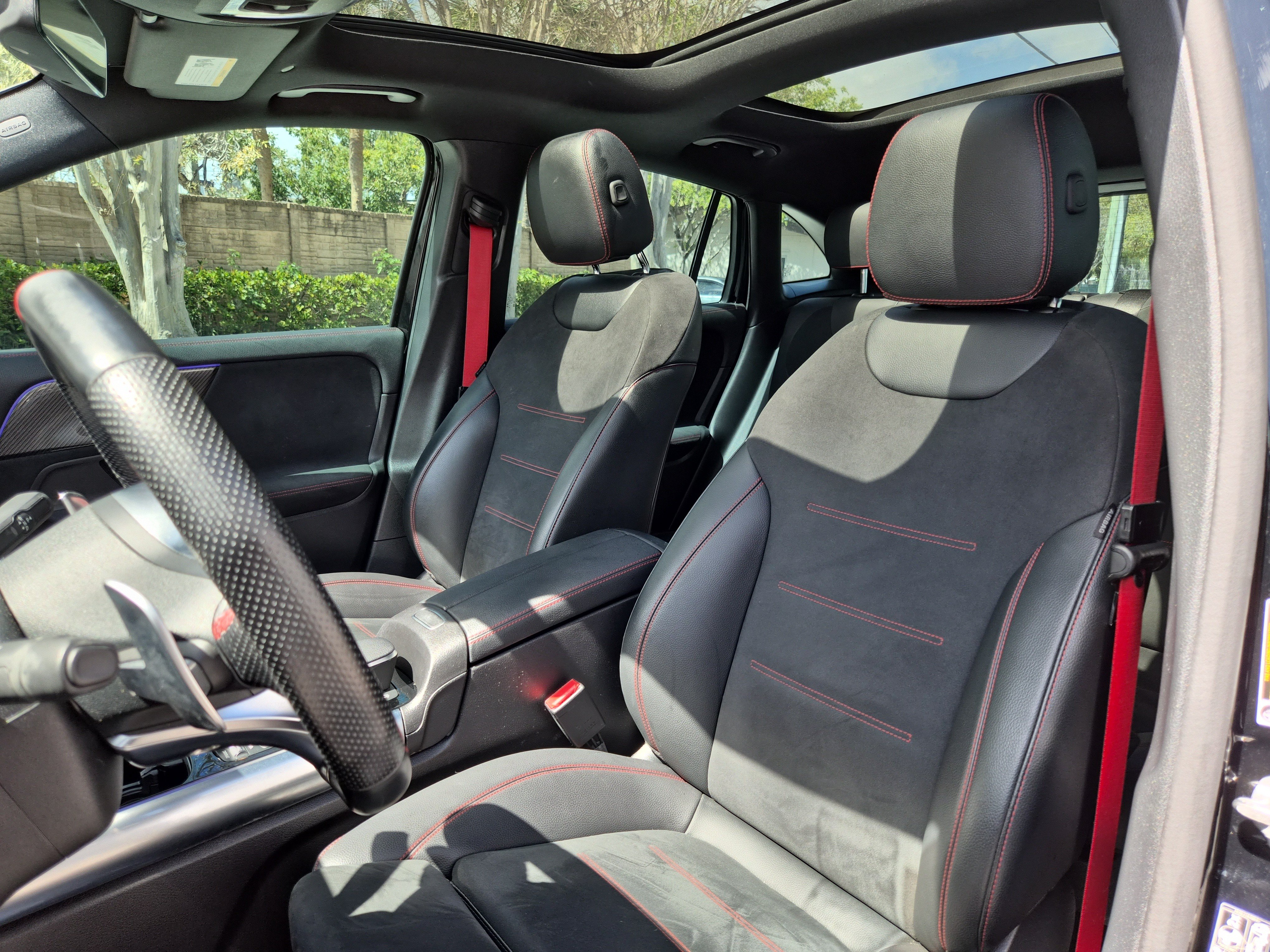 Used 2022 Mercedes-Benz GLA 35 AMG 4MATIC w/ Premium Package Lite image 20