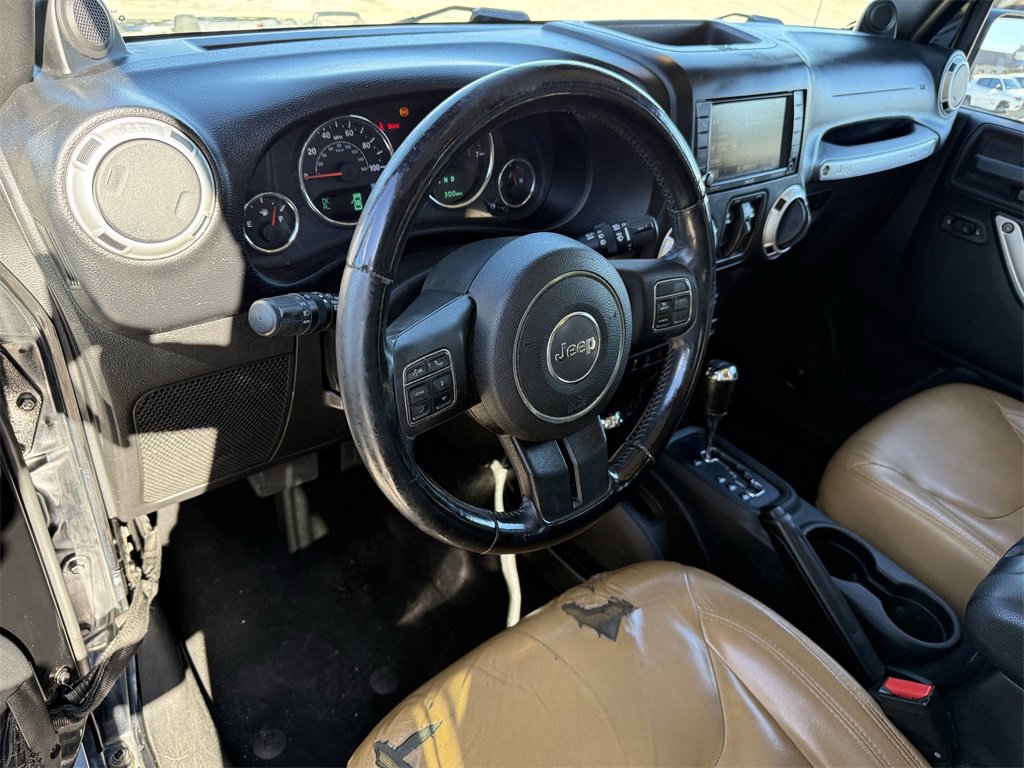 Used 2014 Jeep Wrangler Unlimited Sahara w/ Dual Top Group image 11