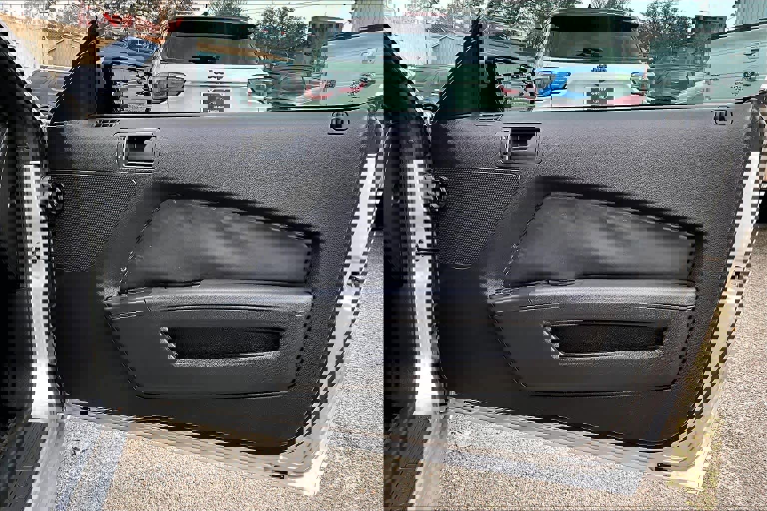 Used 2013 Ford Mustang GT image 23