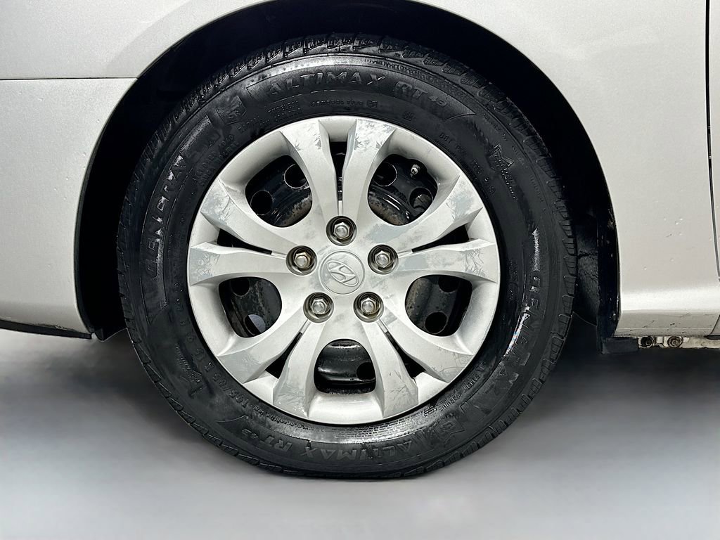 Used 2010 Hyundai Elantra GLS w/ Sunroof Pkg 3 FWD image 30