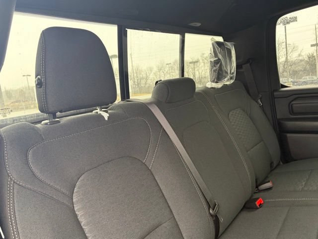 New 2026 RAM 1500 Express AWD/4WD image 27