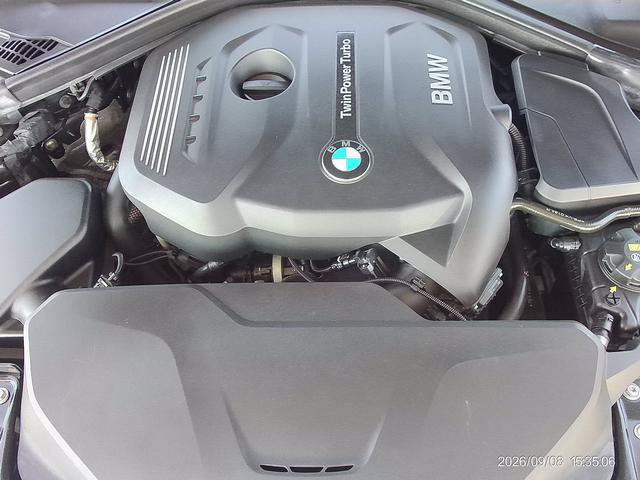 Used 2018 BMW 330i xDrive Sedan AWD/4WD image 9