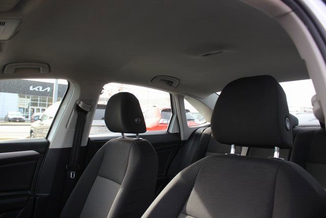 Used 2019 Volkswagen Jetta S w/ Driver Assistance Package image 19